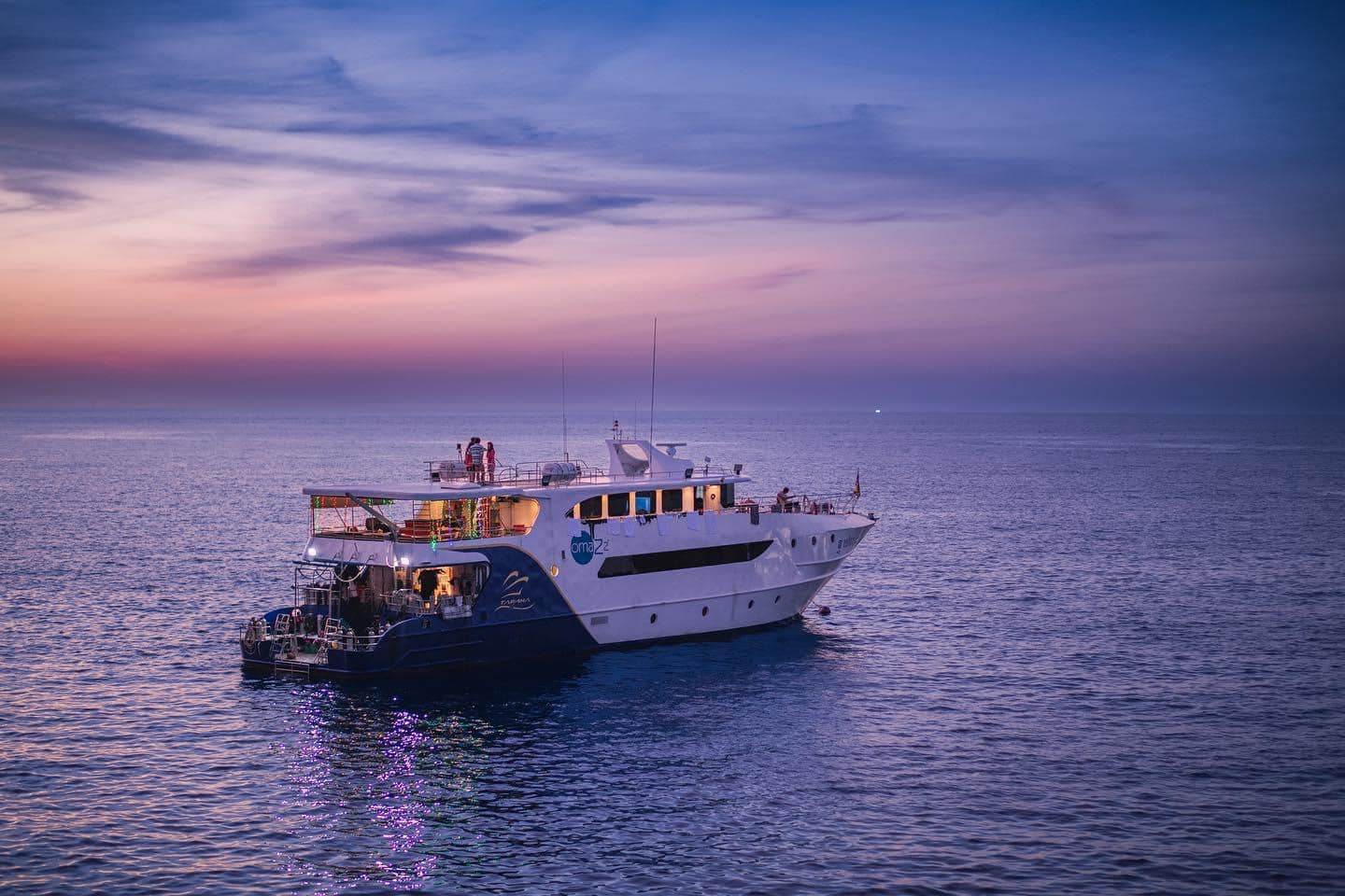 tapana catamaran liveaboard