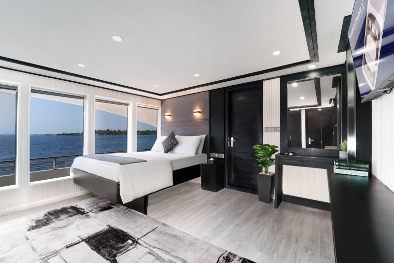 Seaview Room