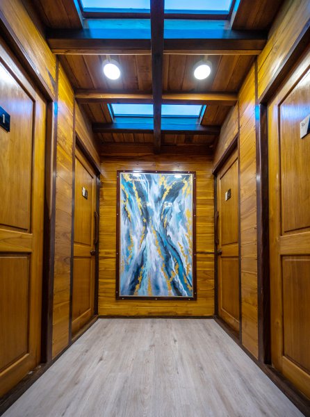 room upper deck