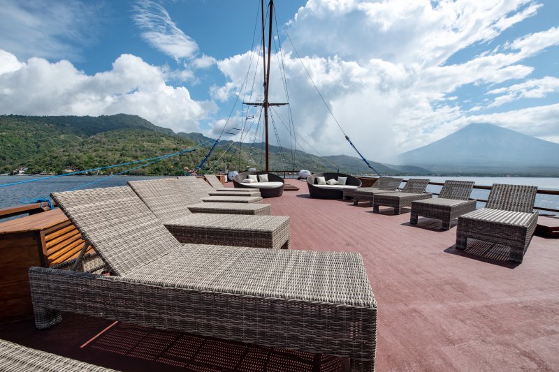 sundeck