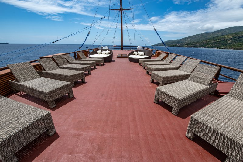 sundeck