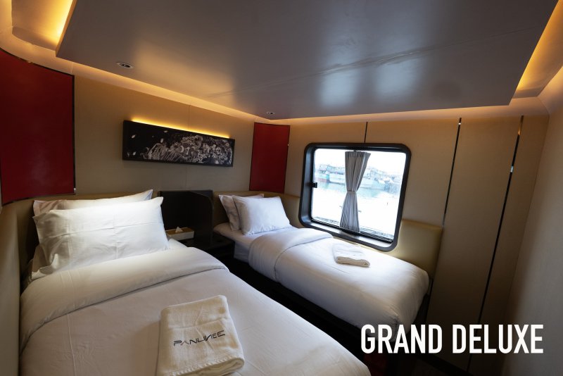 Grand Deluxe